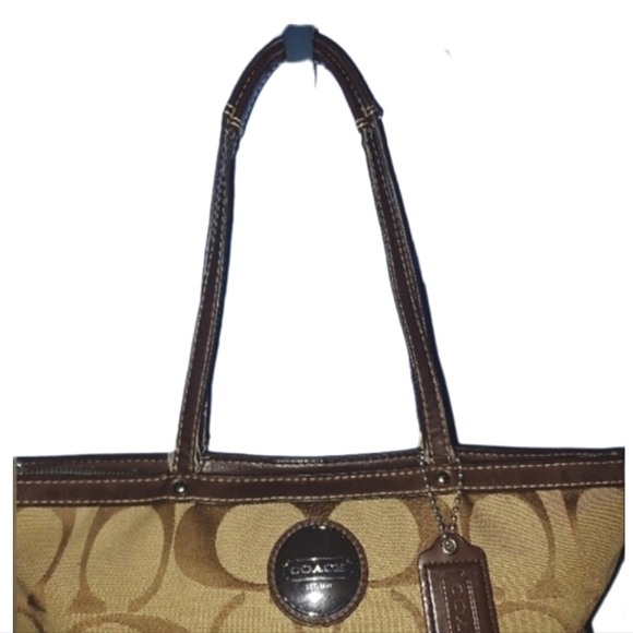 ❌️SOLD❌️ Coach Brown Handbag - Picture 2 of 5